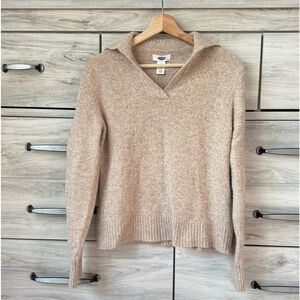 Super soft and cozy Lambs wool & Rabbit hair mix sweater size L By Old Navy